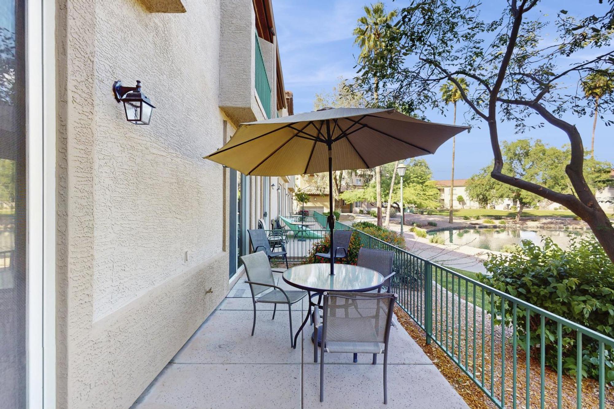 Superstition Springs Apartment Меса Екстериор снимка